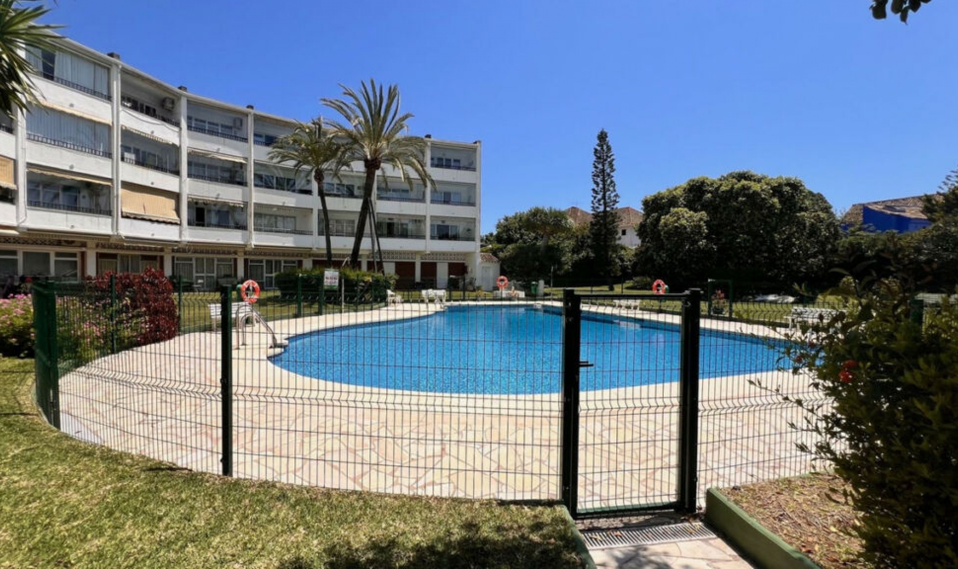 Resale - Apartment -
Marbesa