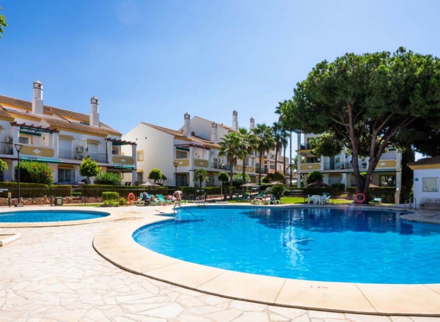 Resale - Apartment -
Marbesa