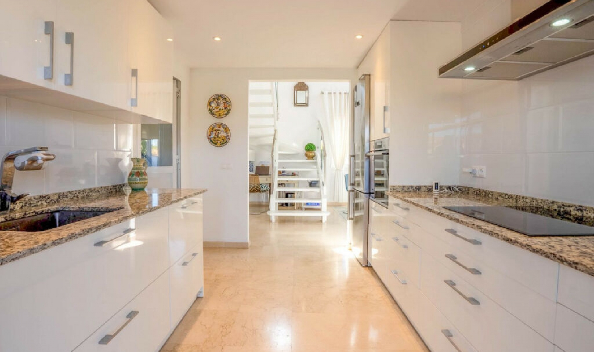 Resale - Apartment -
Marbesa