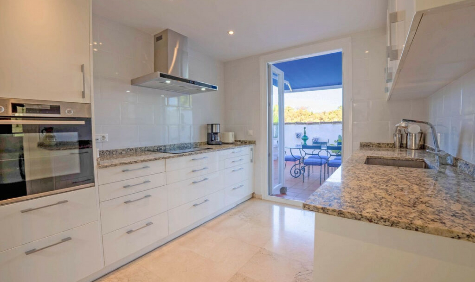 Resale - Apartment -
Marbesa