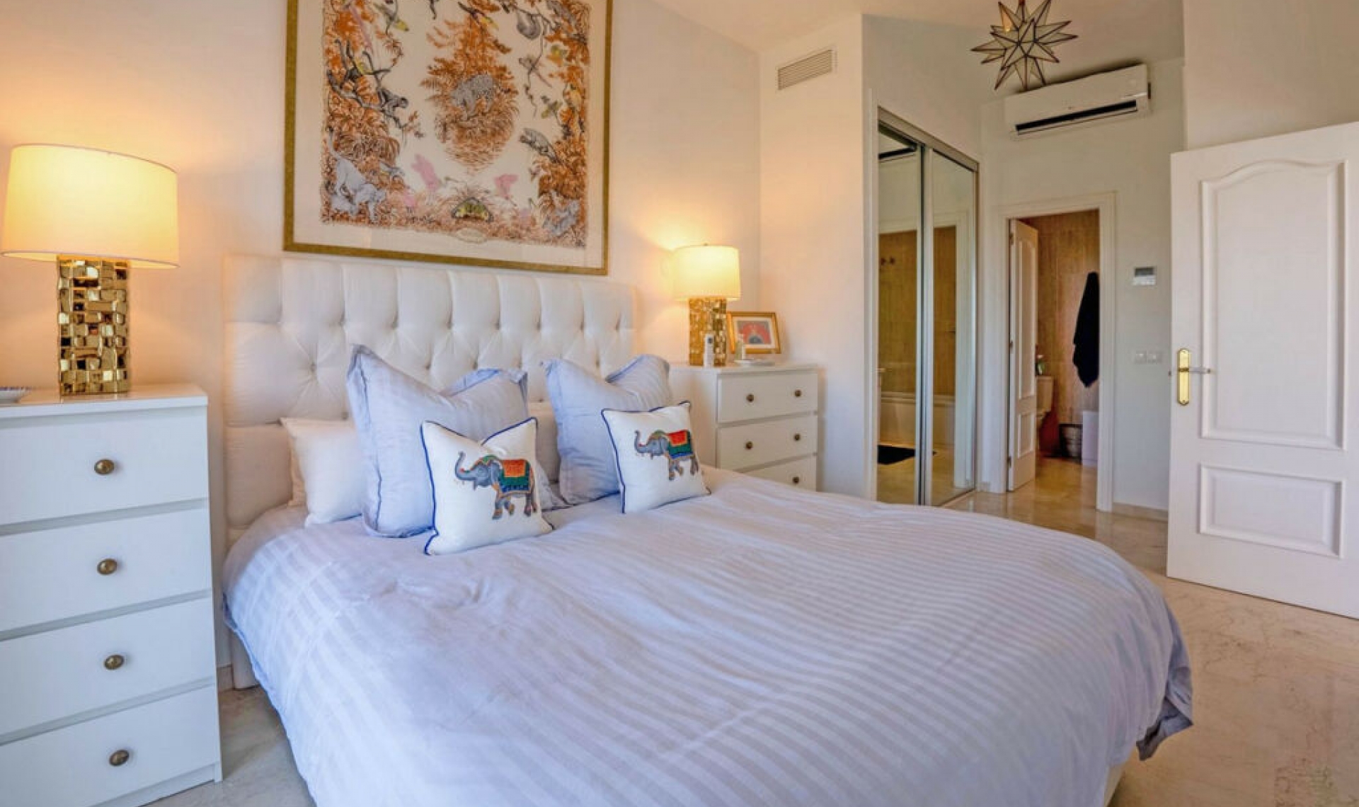 Resale - Apartment -
Marbesa