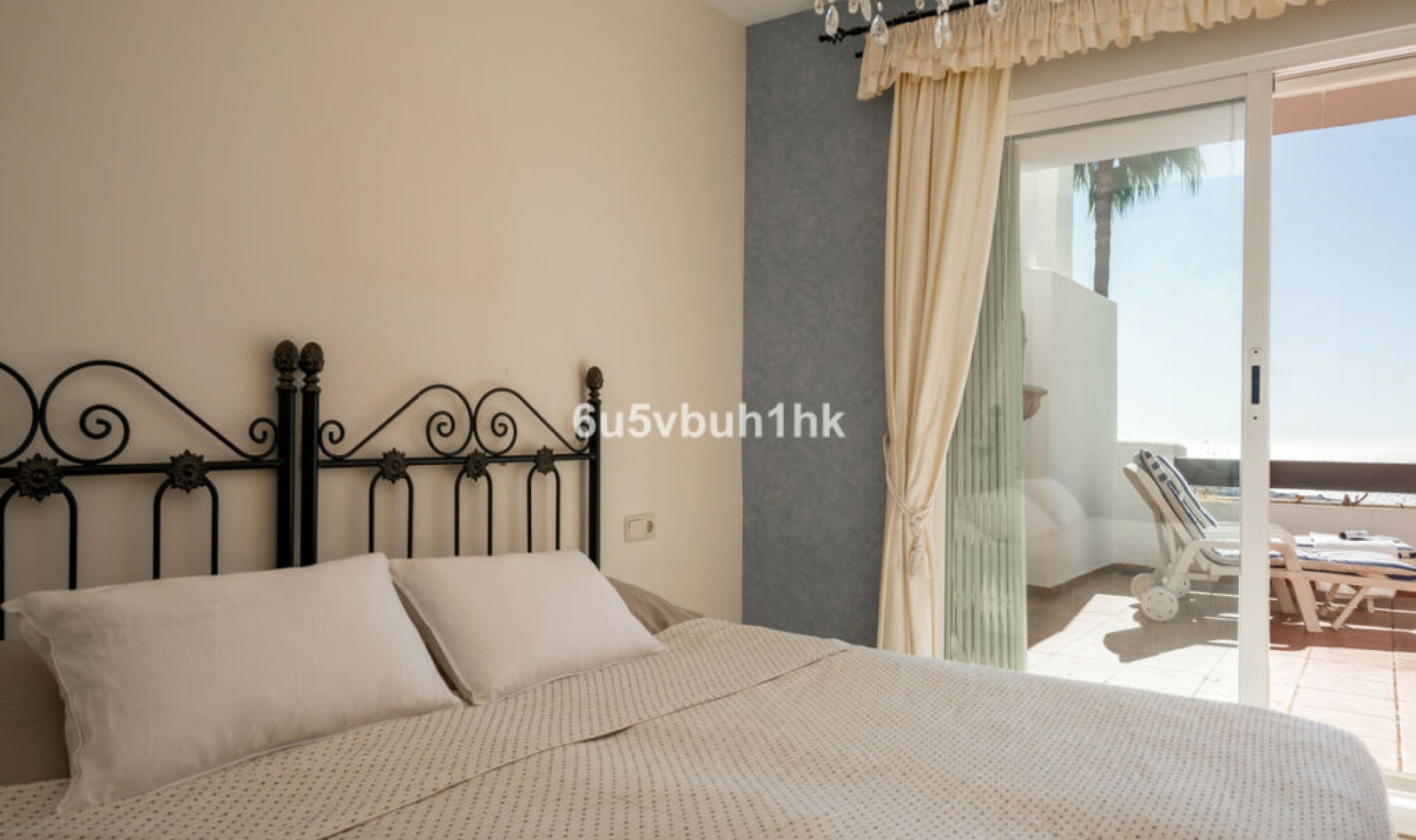 Resale - Apartment -
Mijas Costa