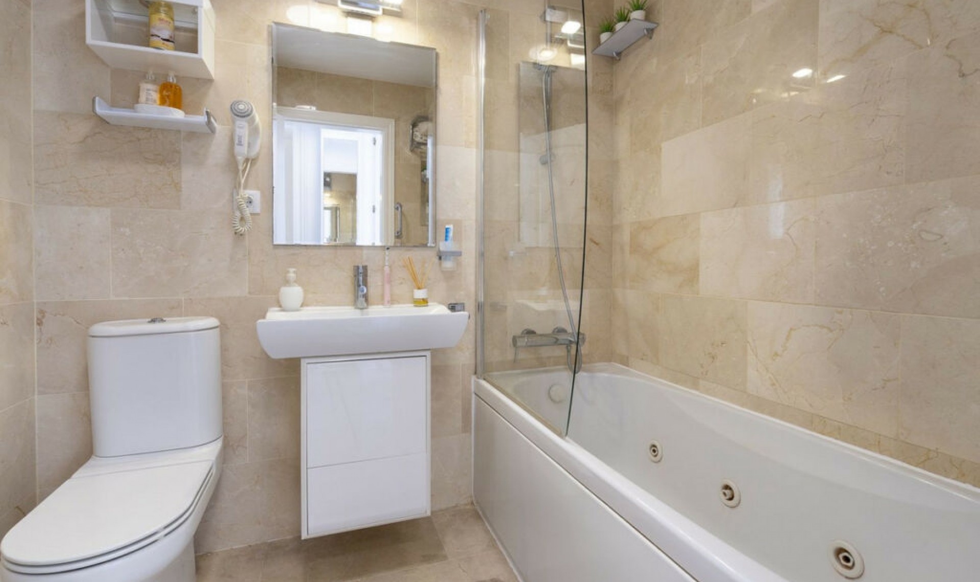 Resale - Apartment -
Mijas Costa