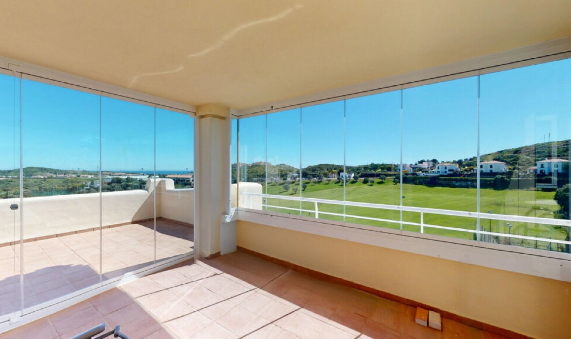 Resale - Apartment -
Mijas