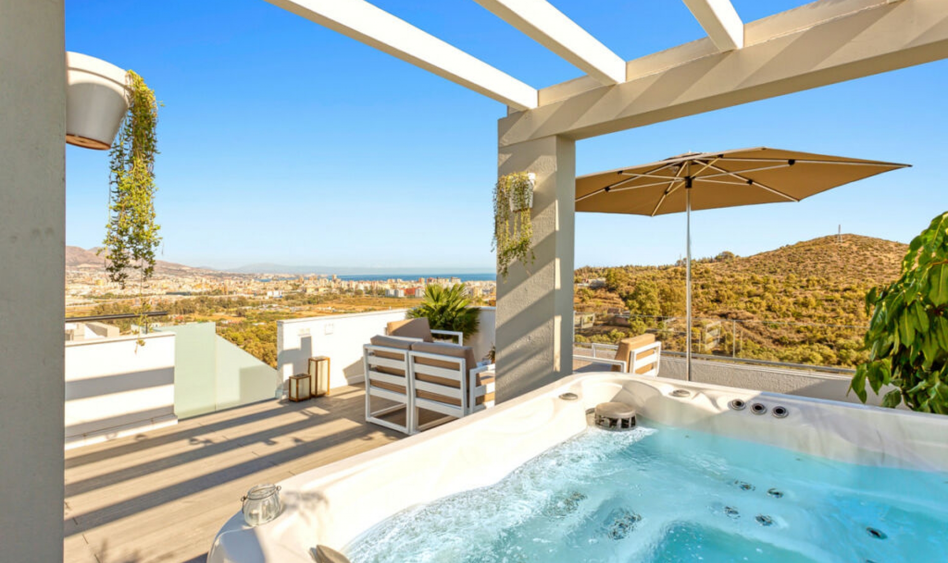 Resale - Apartment -
Mijas