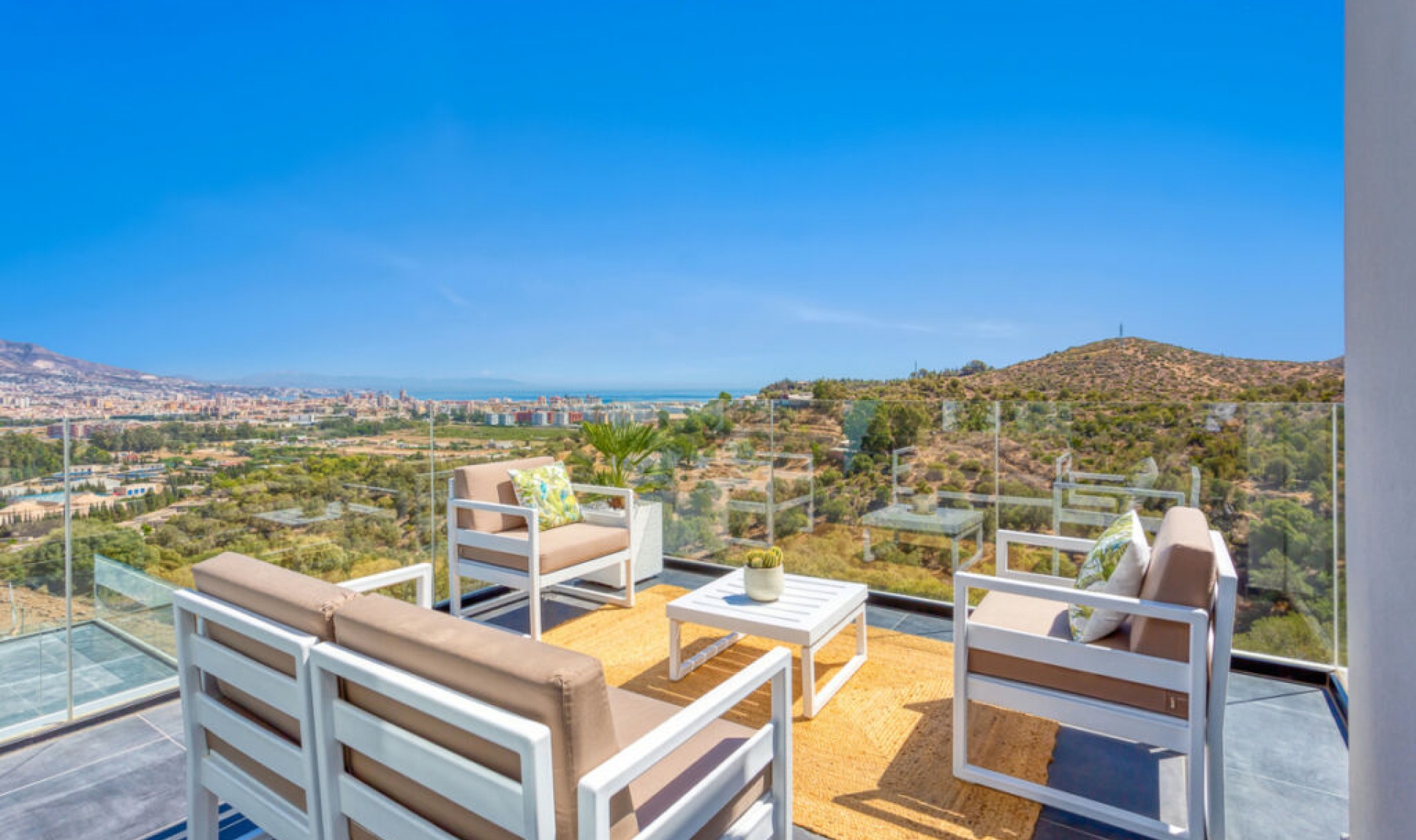 Resale - Apartment -
Mijas
