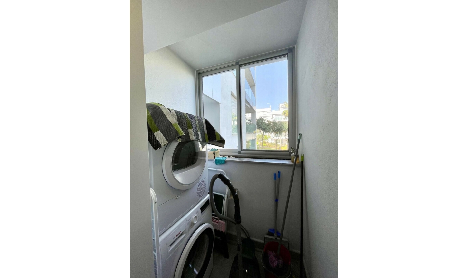 Resale - Apartment -
Mijas