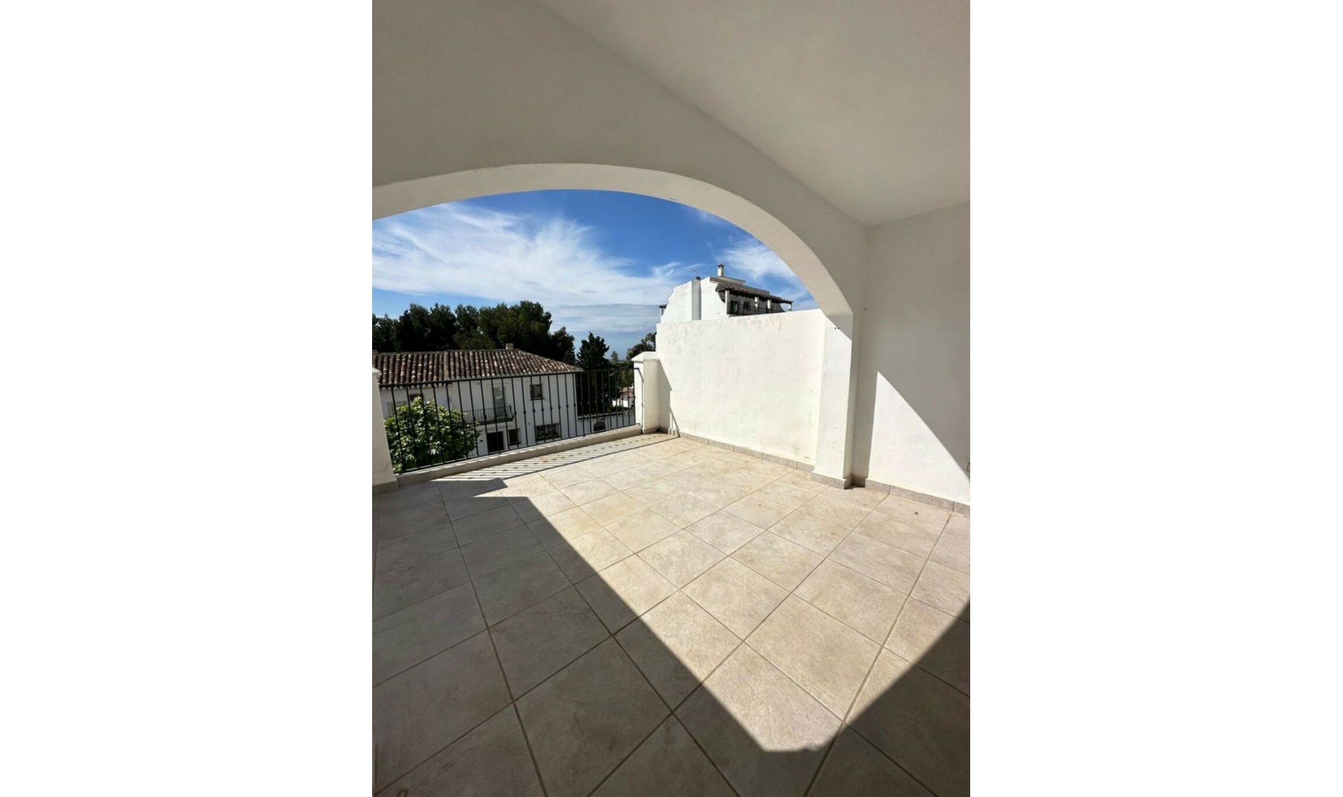 Resale - Apartment -
Mijas
