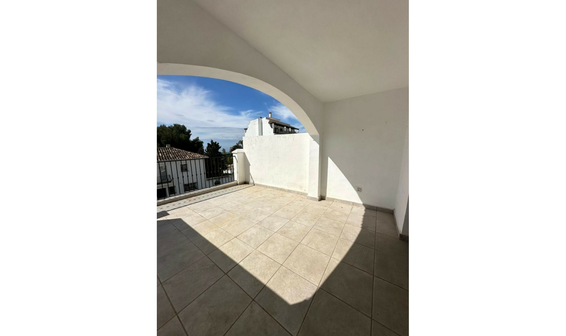 Resale - Apartment -
Mijas