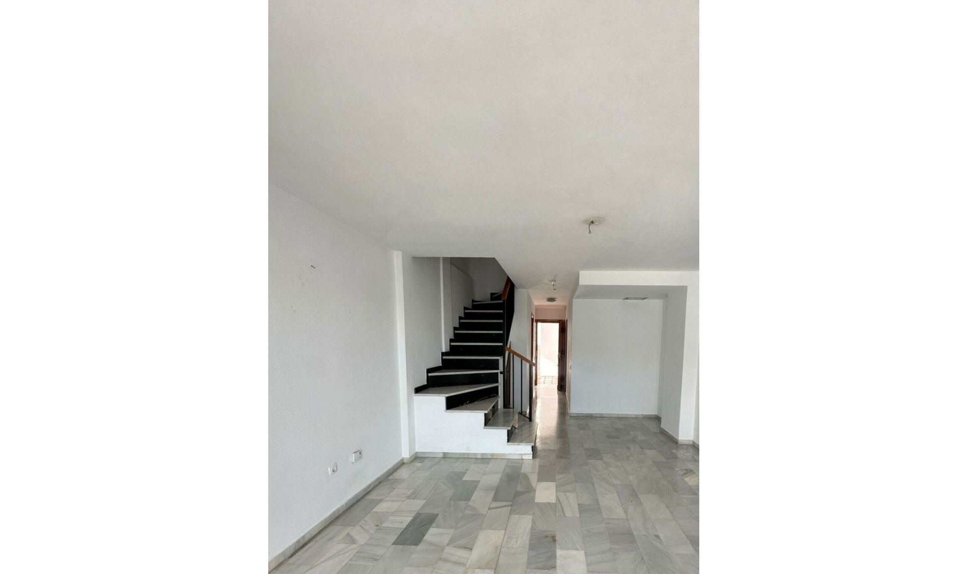 Resale - Apartment -
Mijas