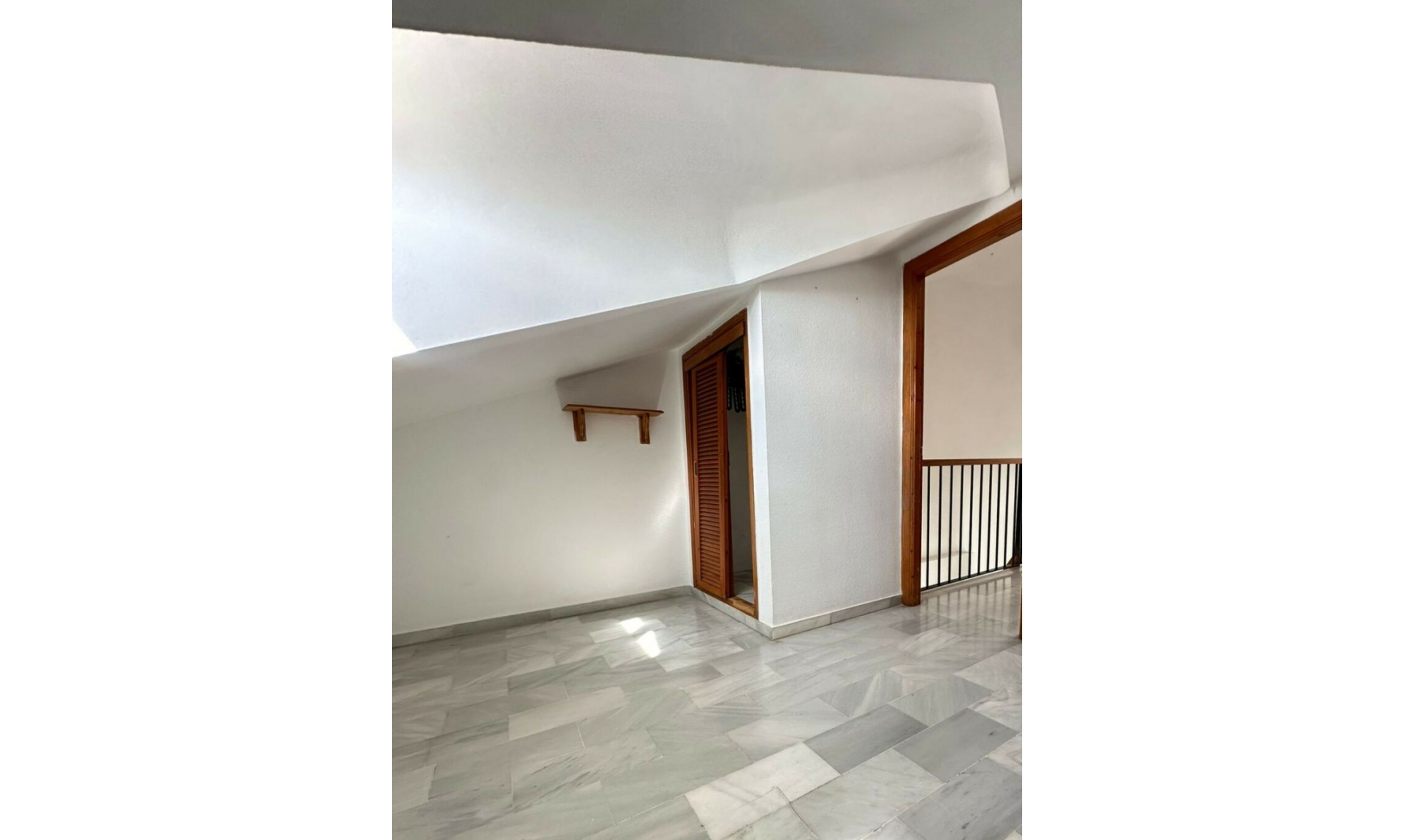 Resale - Apartment -
Mijas
