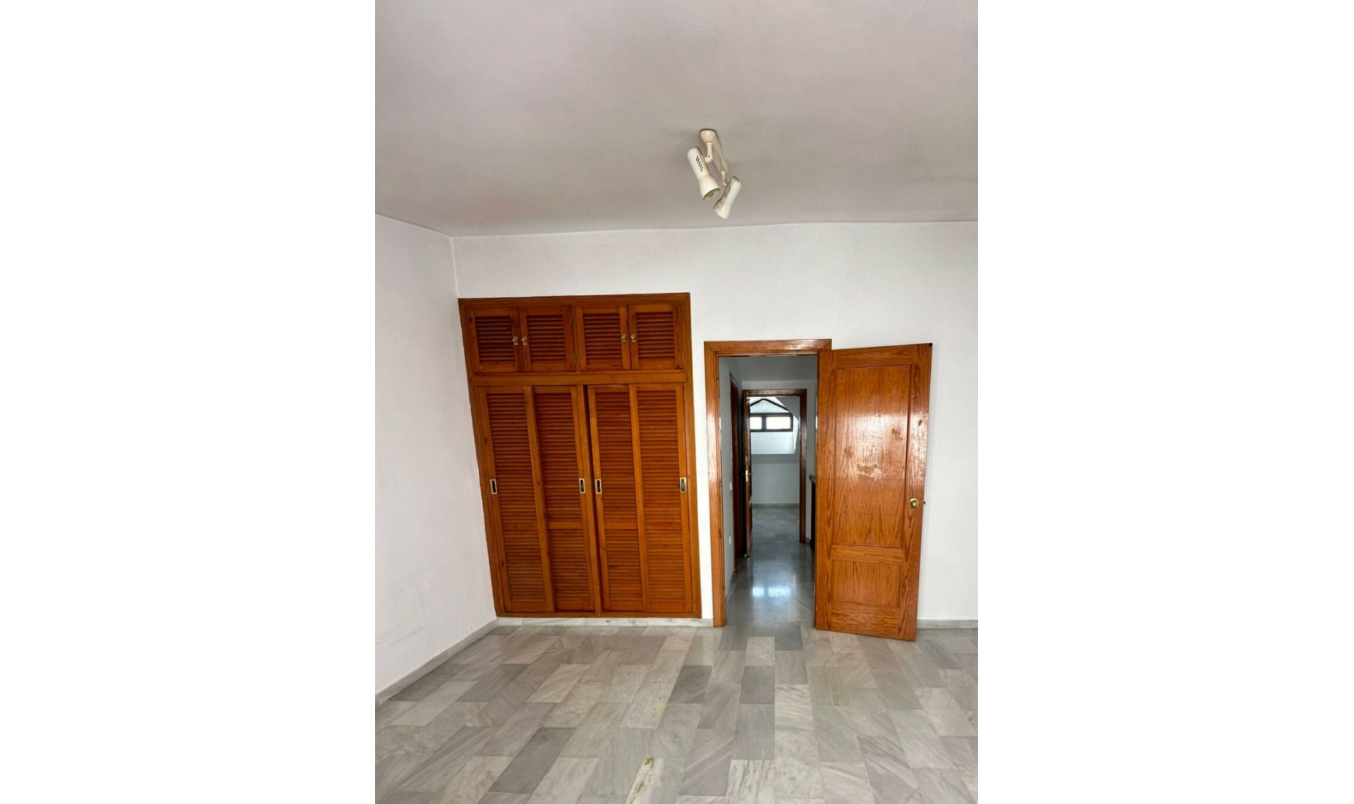Resale - Apartment -
Mijas