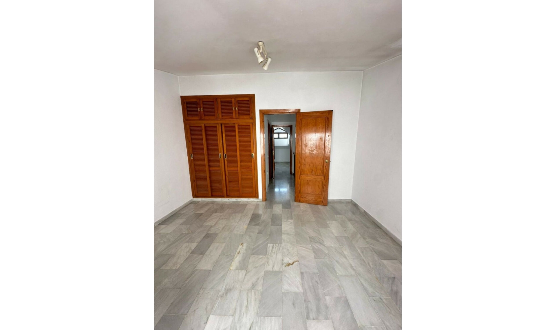 Resale - Apartment -
Mijas