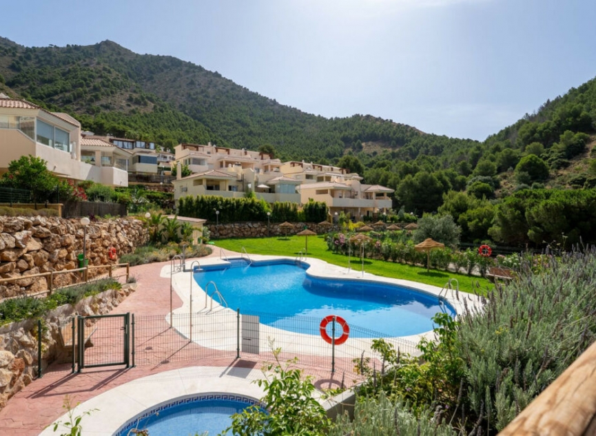 Resale - Apartment -
Mijas