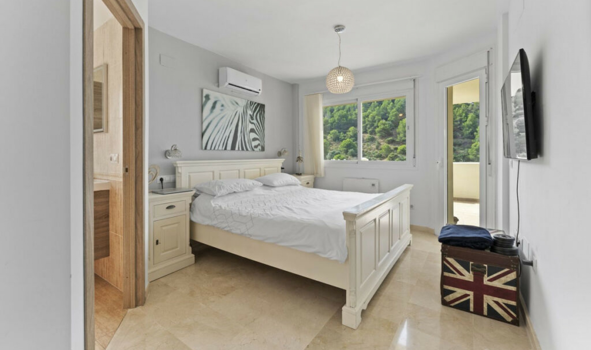 Resale - Apartment -
Mijas