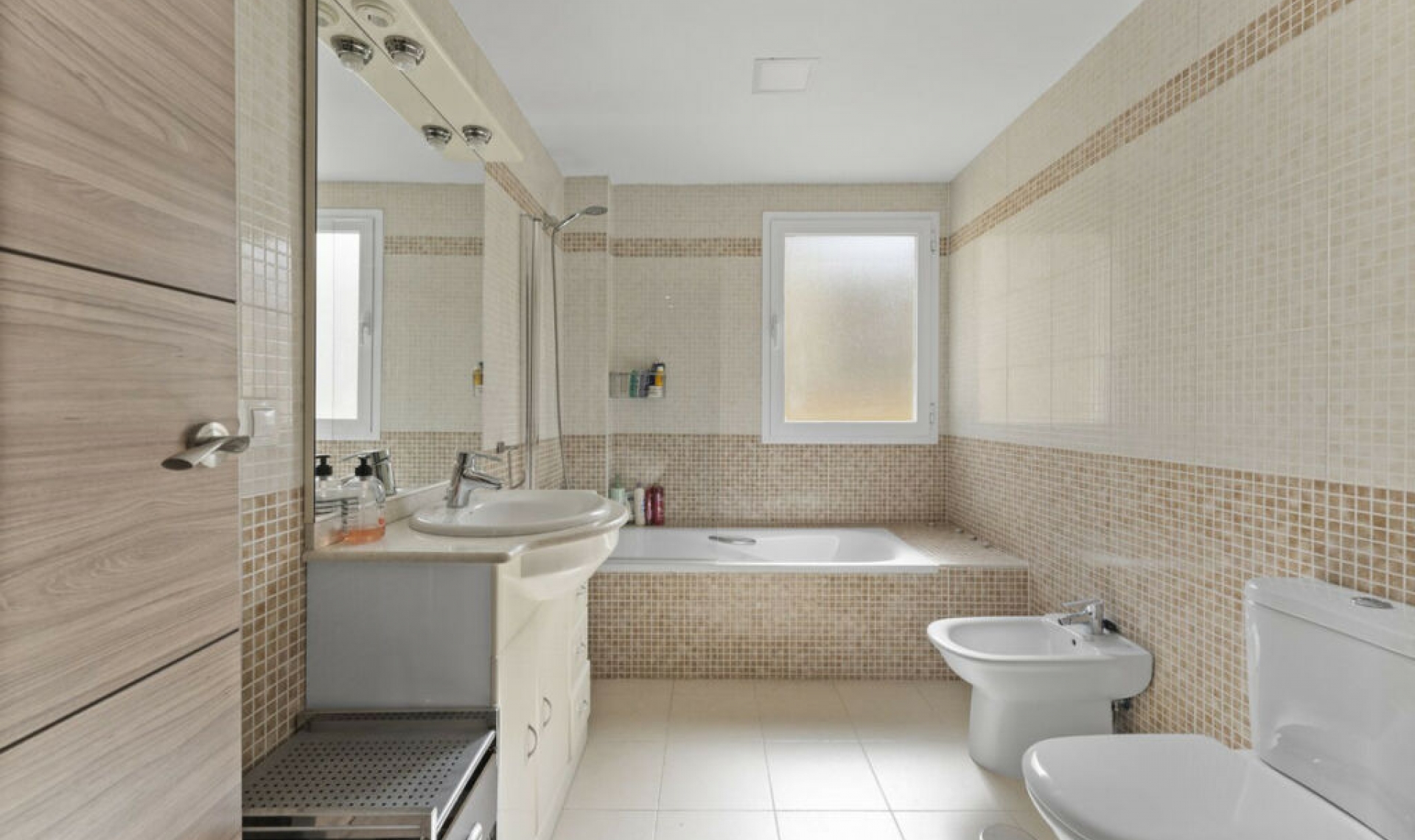 Resale - Apartment -
Mijas