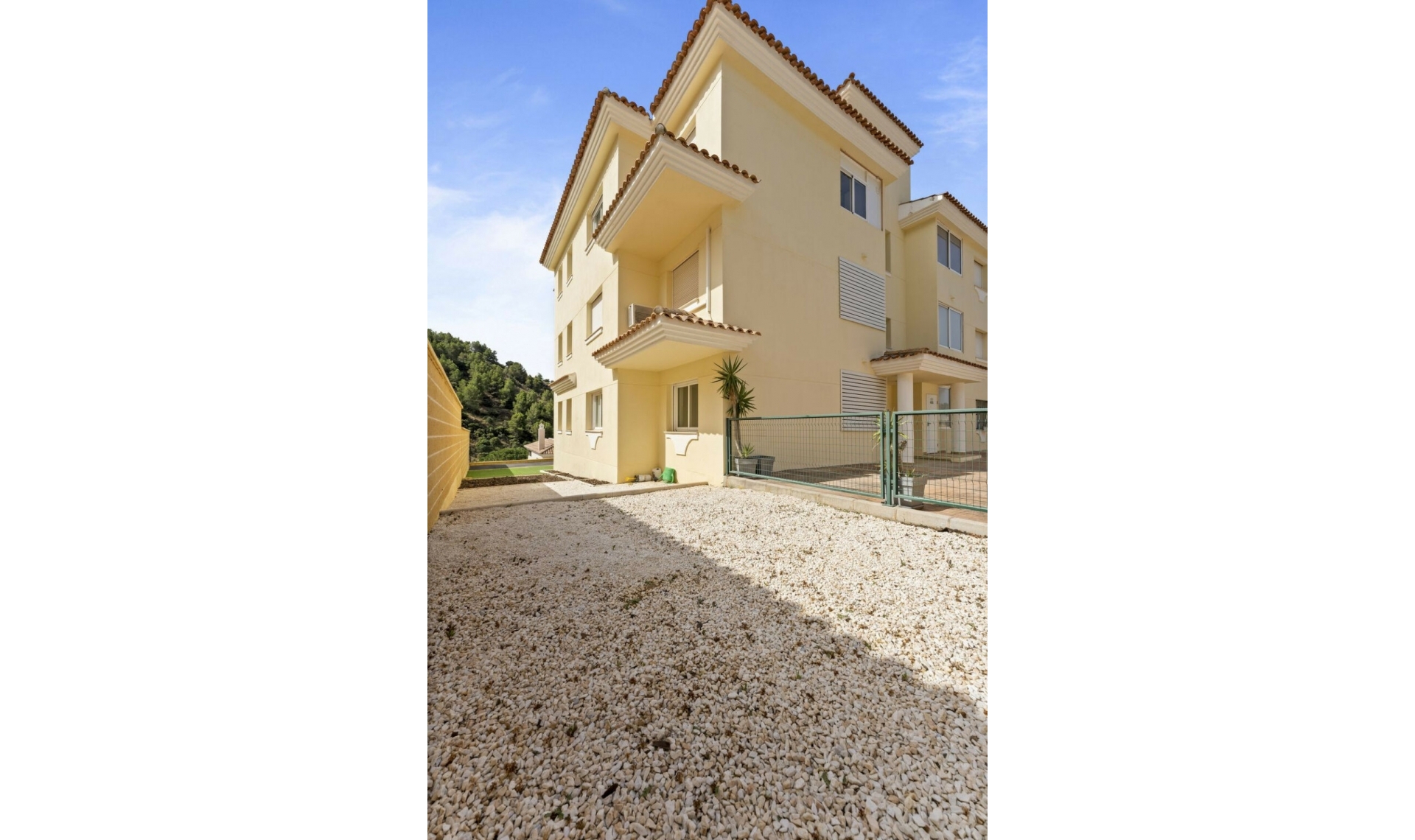 Resale - Apartment -
Mijas