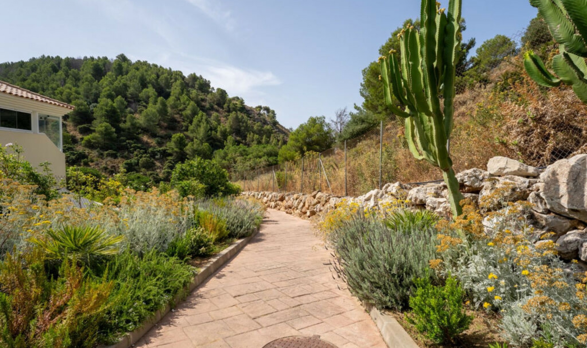 Resale - Apartment -
Mijas