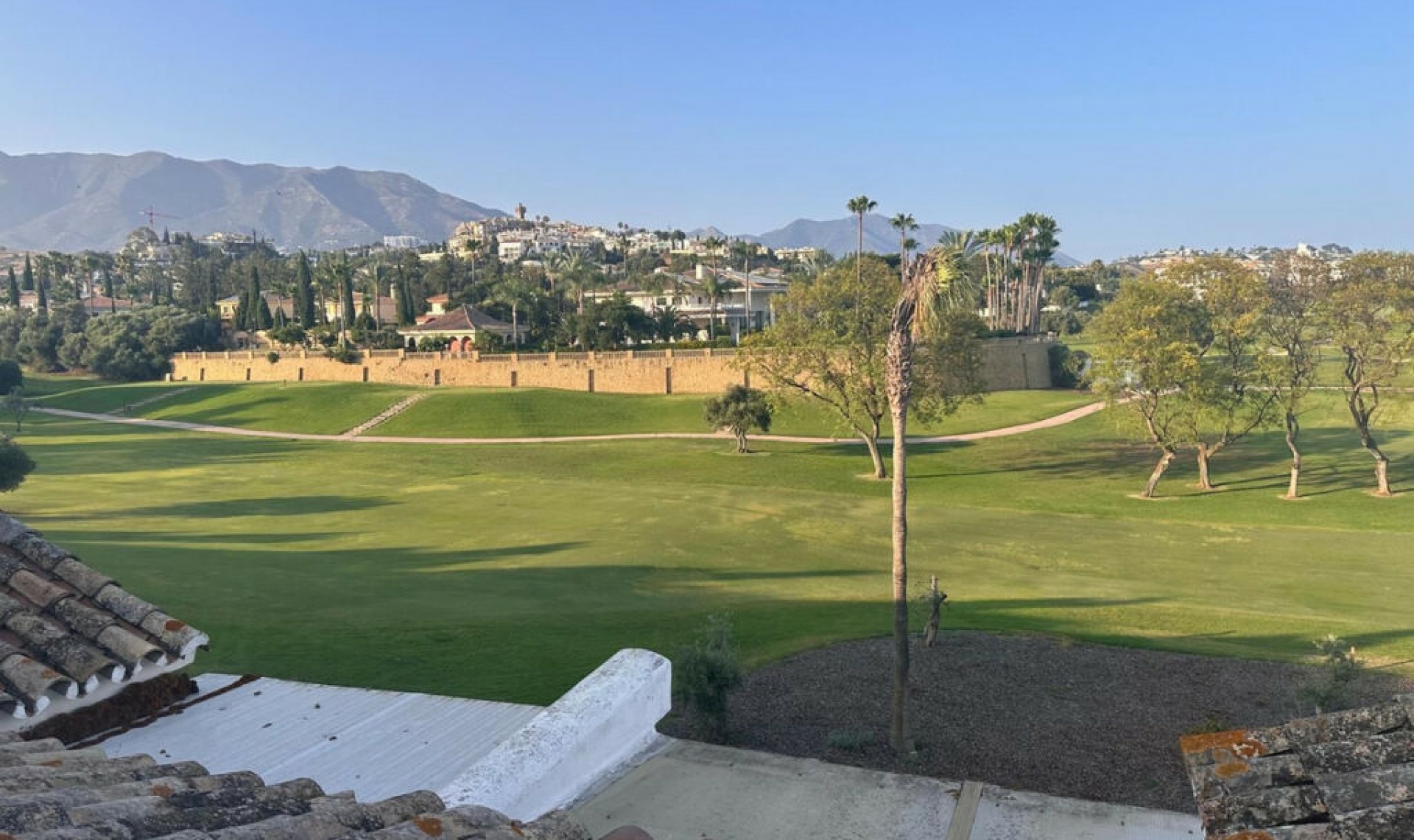 Resale - Apartment -
Mijas