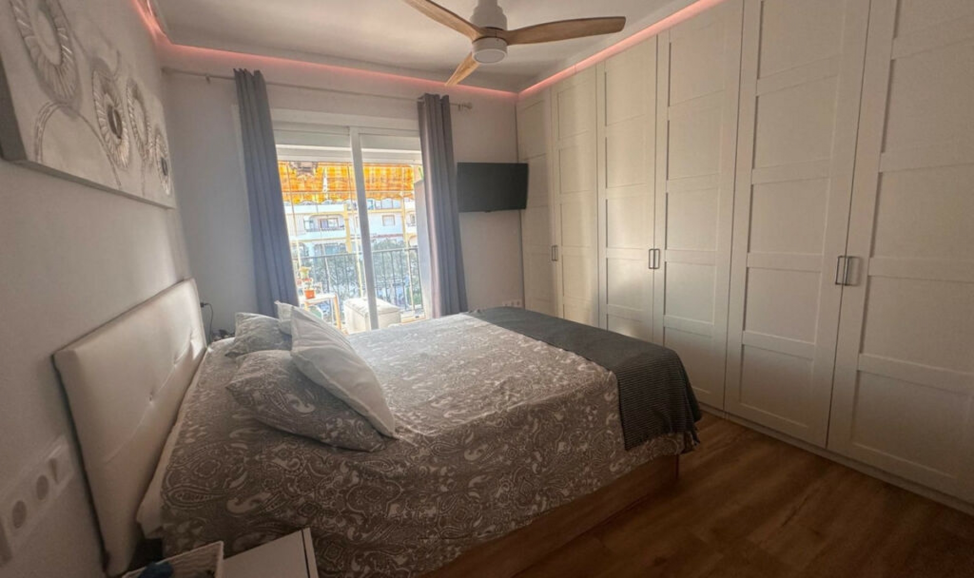 Resale - Apartment -
Mijas