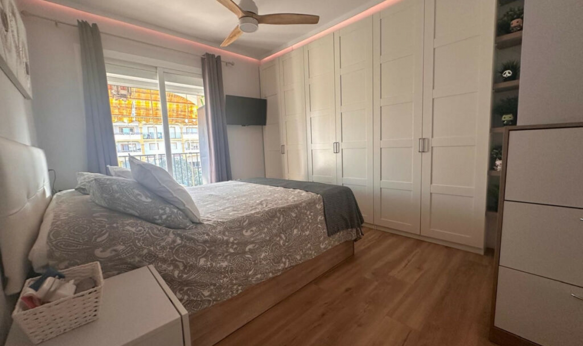 Resale - Apartment -
Mijas