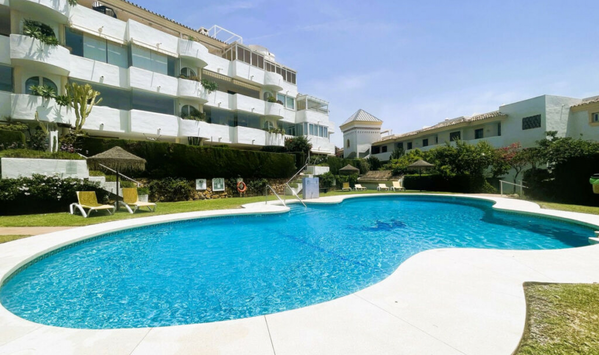 Resale - Apartment -
Mijas