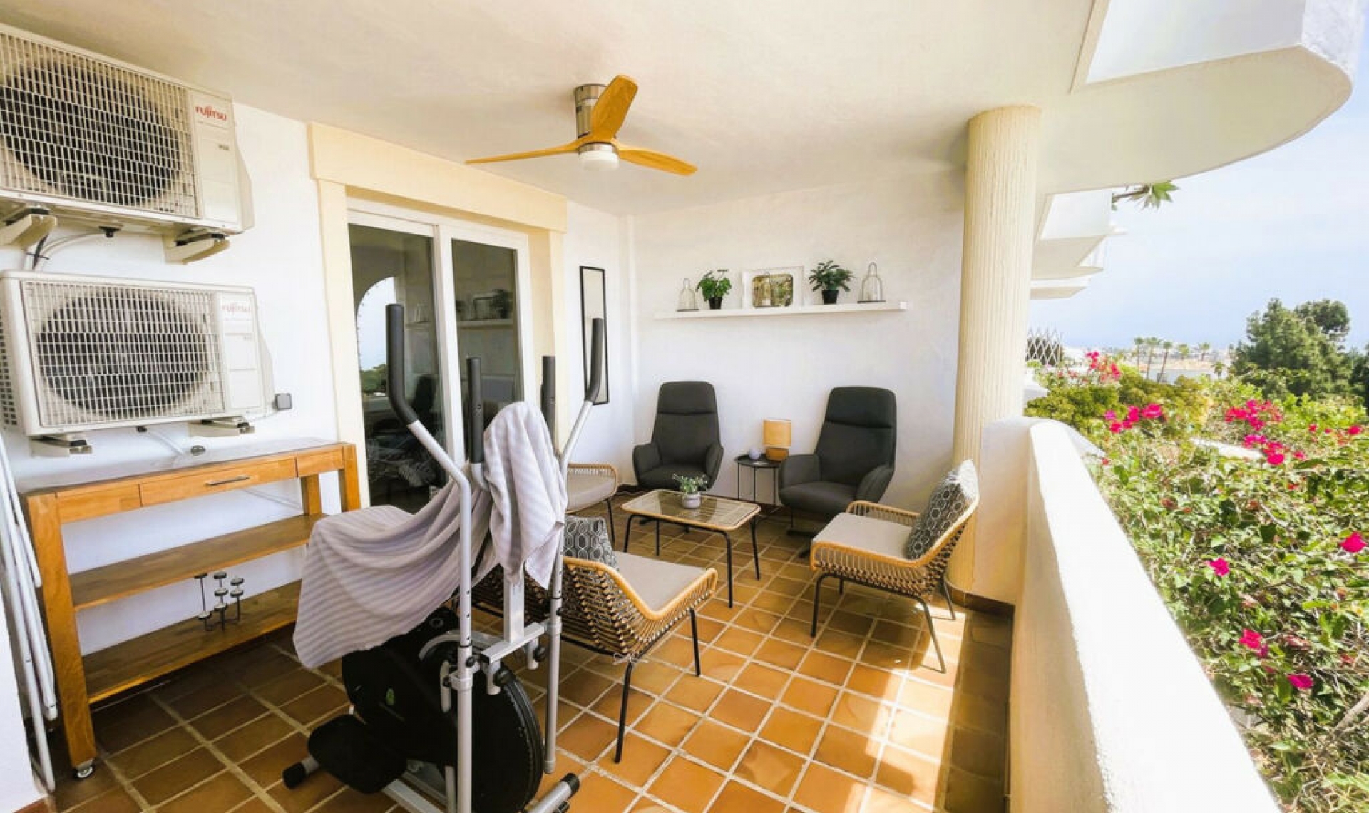 Resale - Apartment -
Mijas