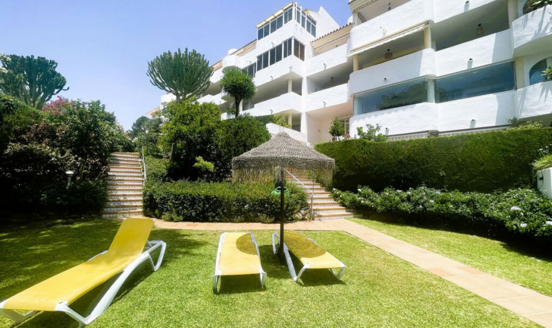 Resale - Apartment -
Mijas