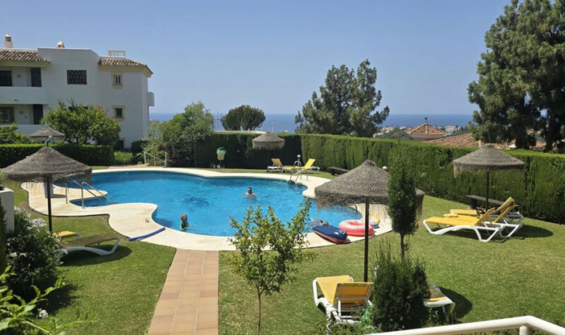 Resale - Apartment -
Mijas