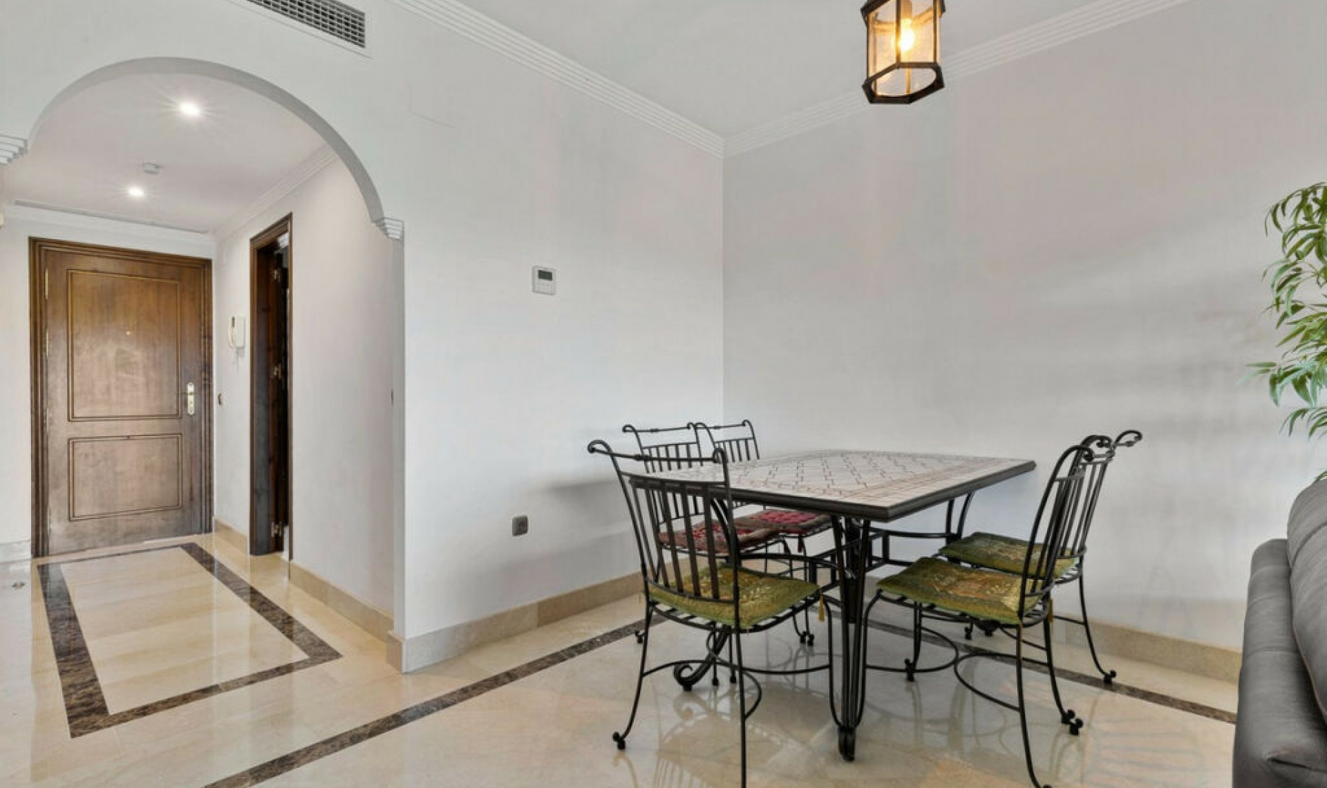 Resale - Apartment -
Mijas