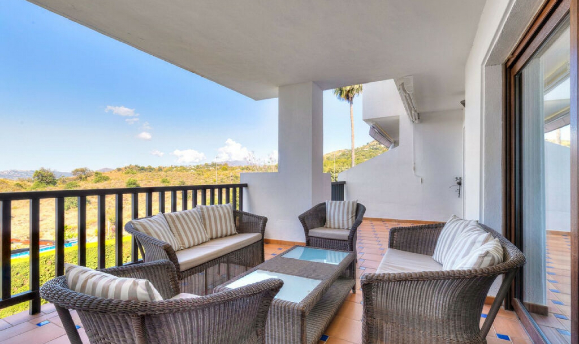 Resale - Apartment -
Mijas