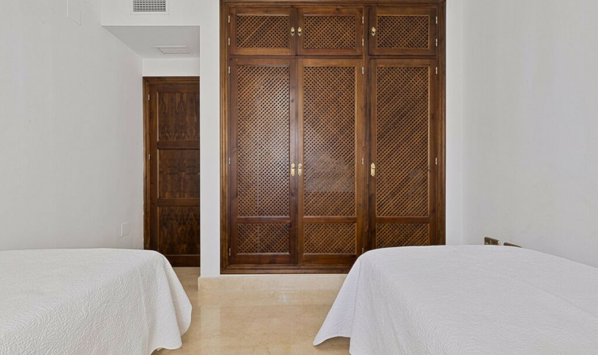 Resale - Apartment -
Mijas