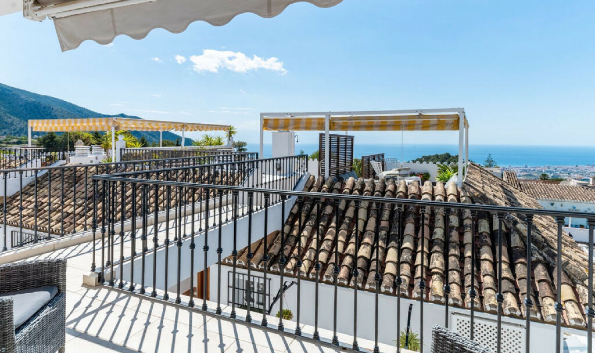 Resale - Apartment -
Mijas