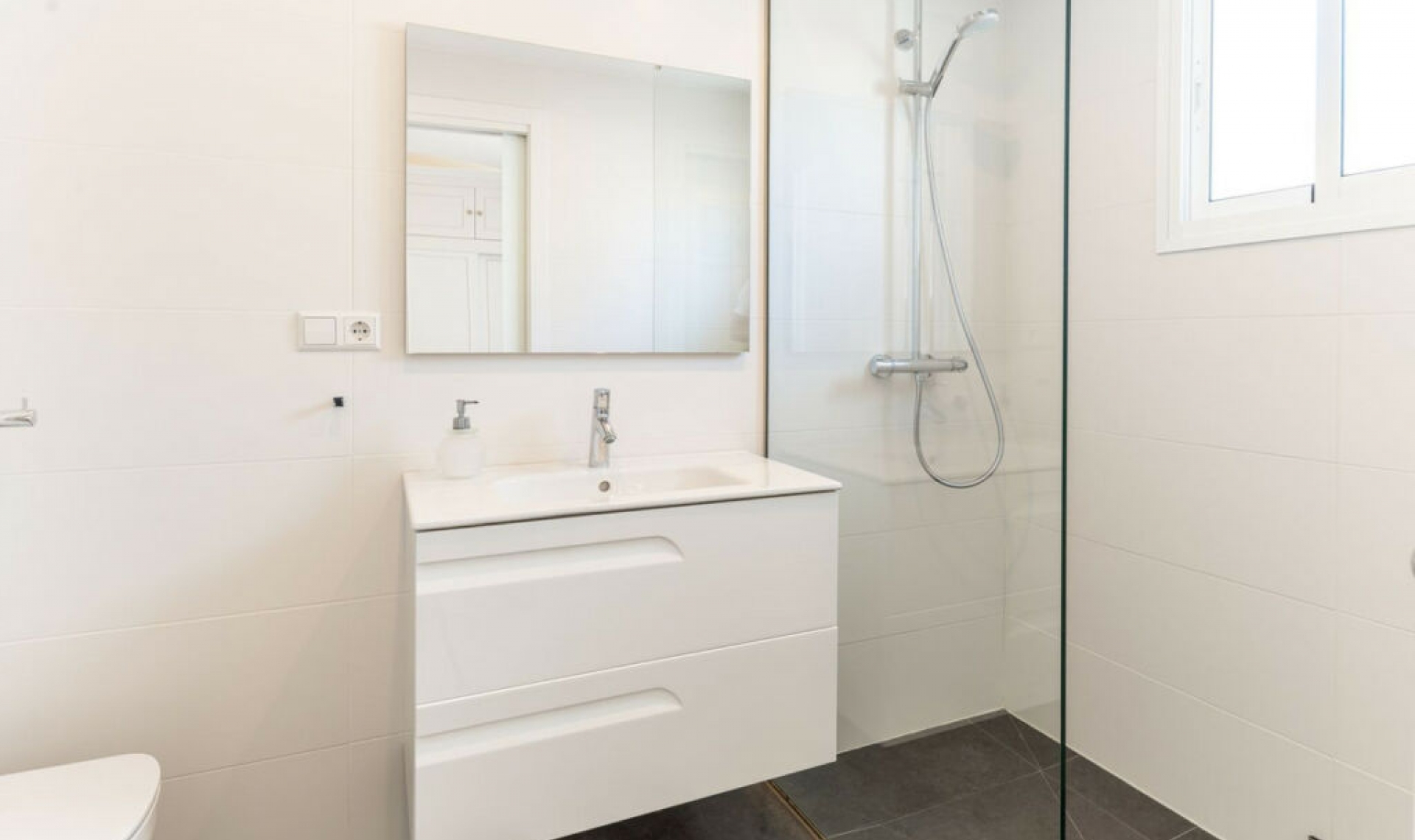 Resale - Apartment -
Mijas