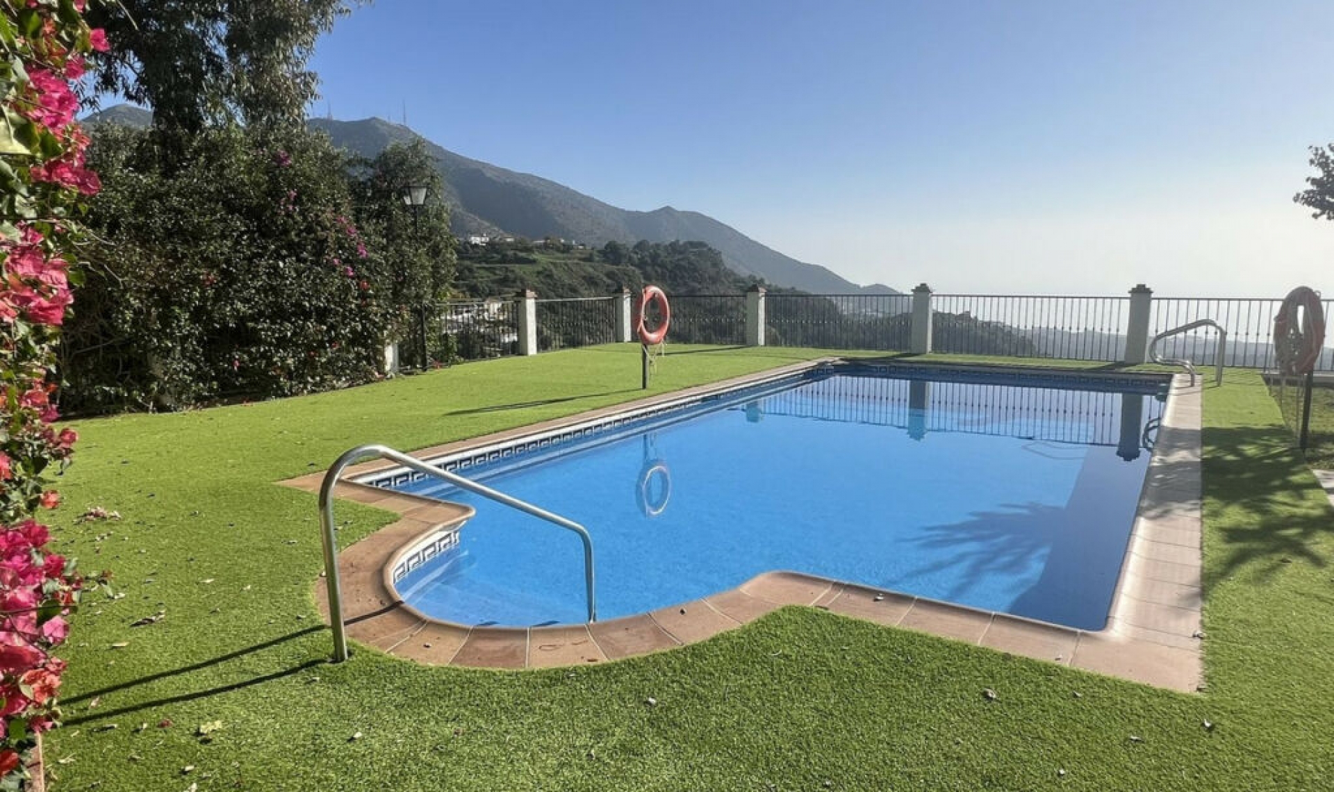 Resale - Apartment -
Mijas