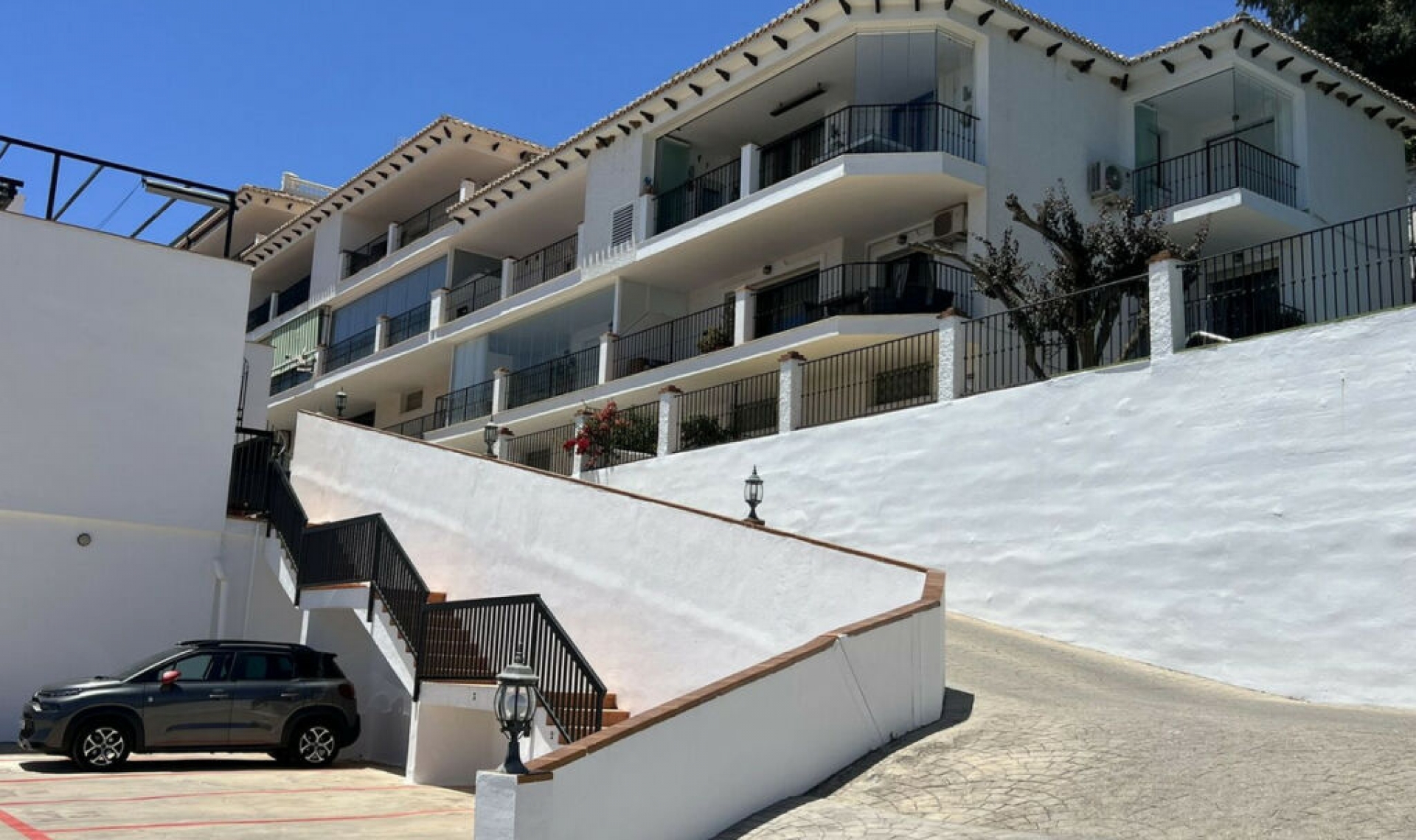 Resale - Apartment -
Mijas