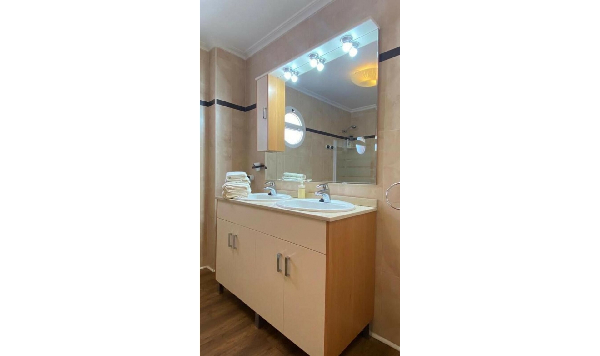 Resale - Apartment -
Mil Palmeras