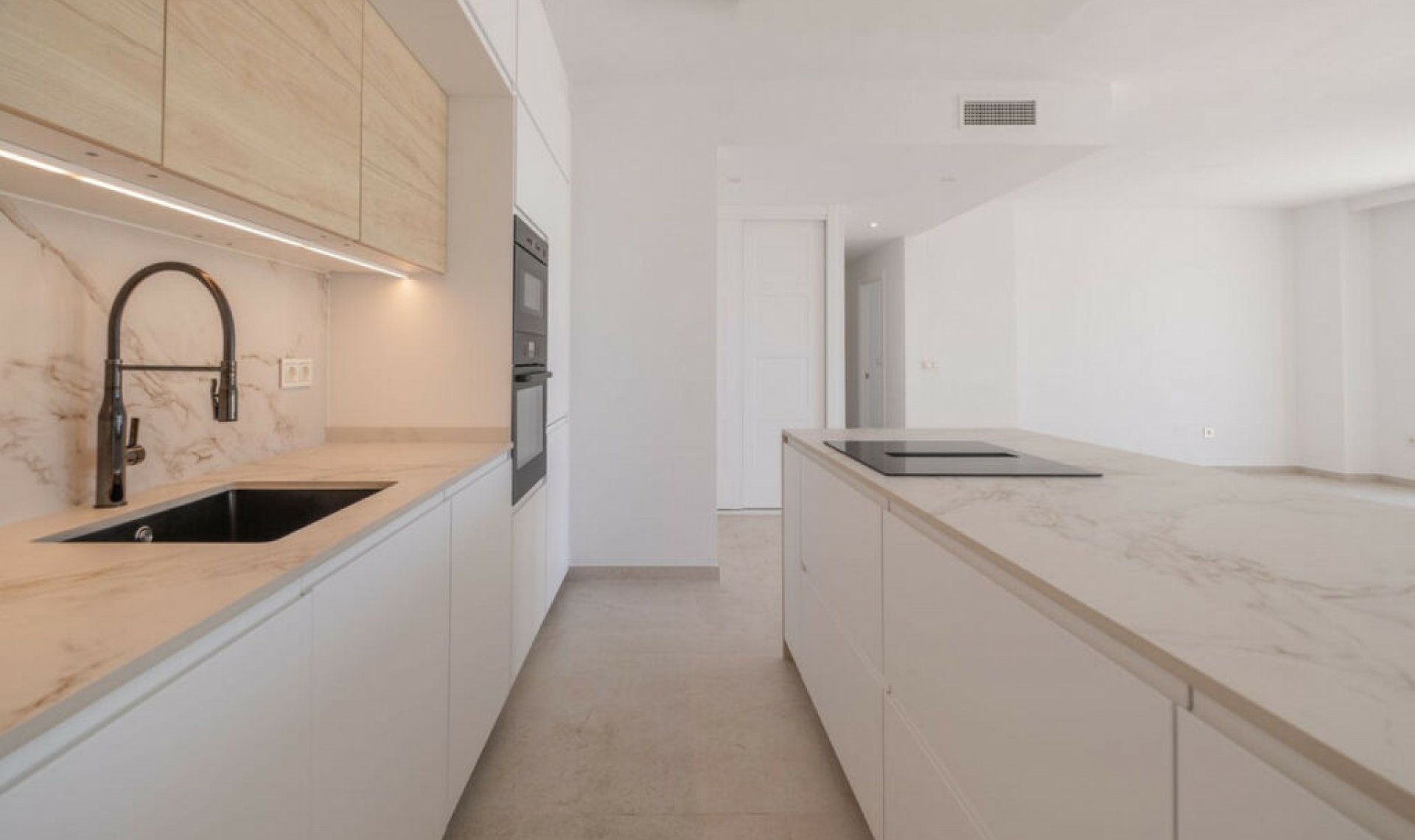 Resale - Apartment -
Miraflores