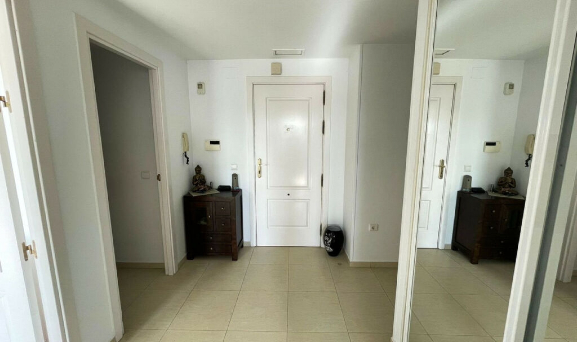 Resale - Apartment -
Miraflores