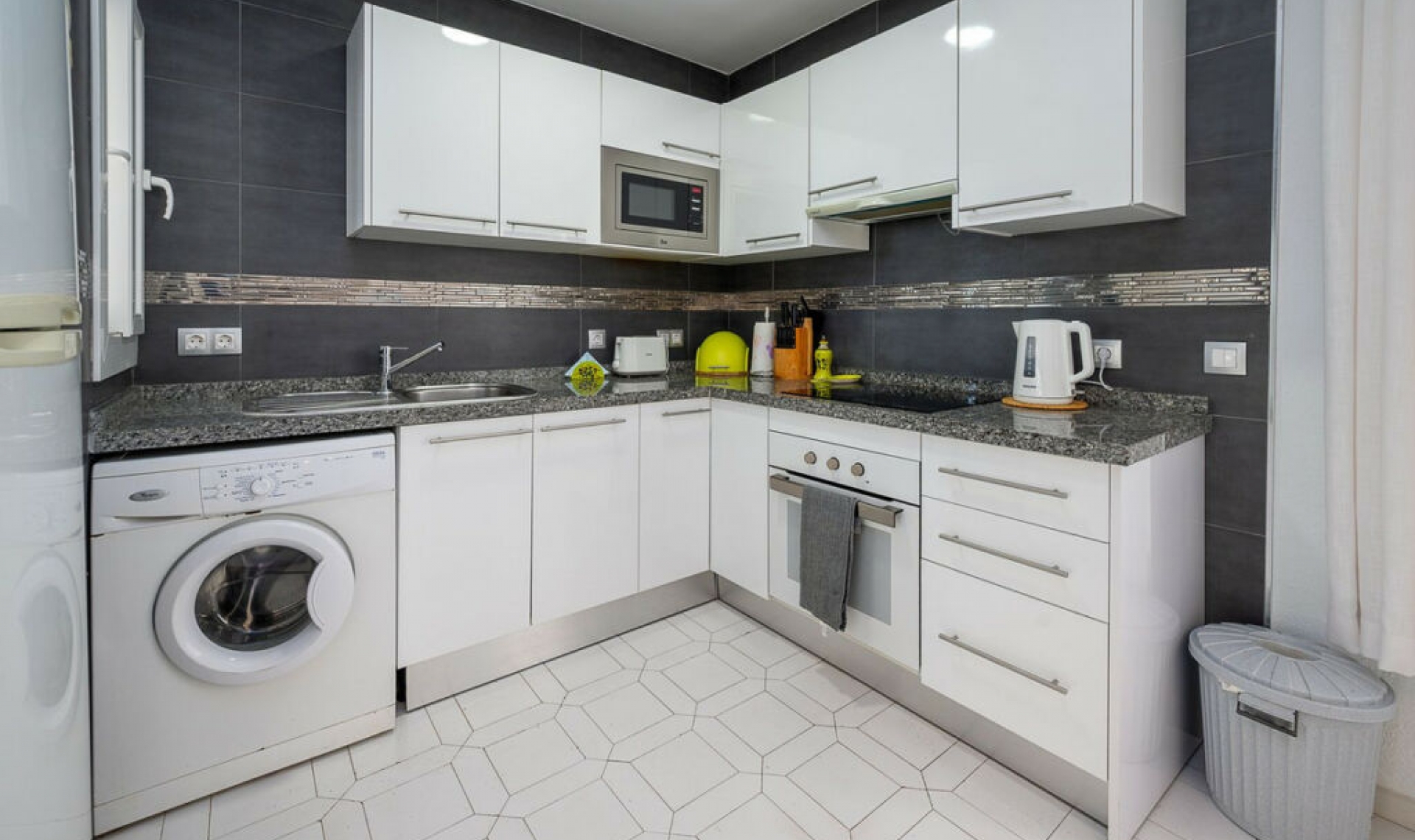 Resale - Apartment -
Miraflores