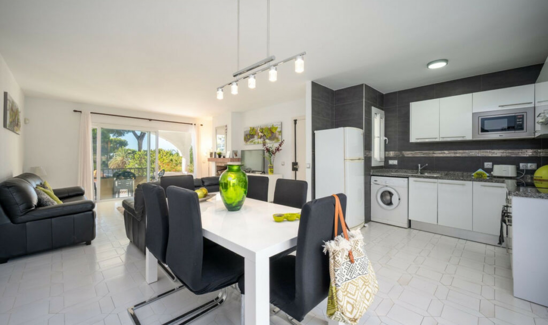 Resale - Apartment -
Miraflores