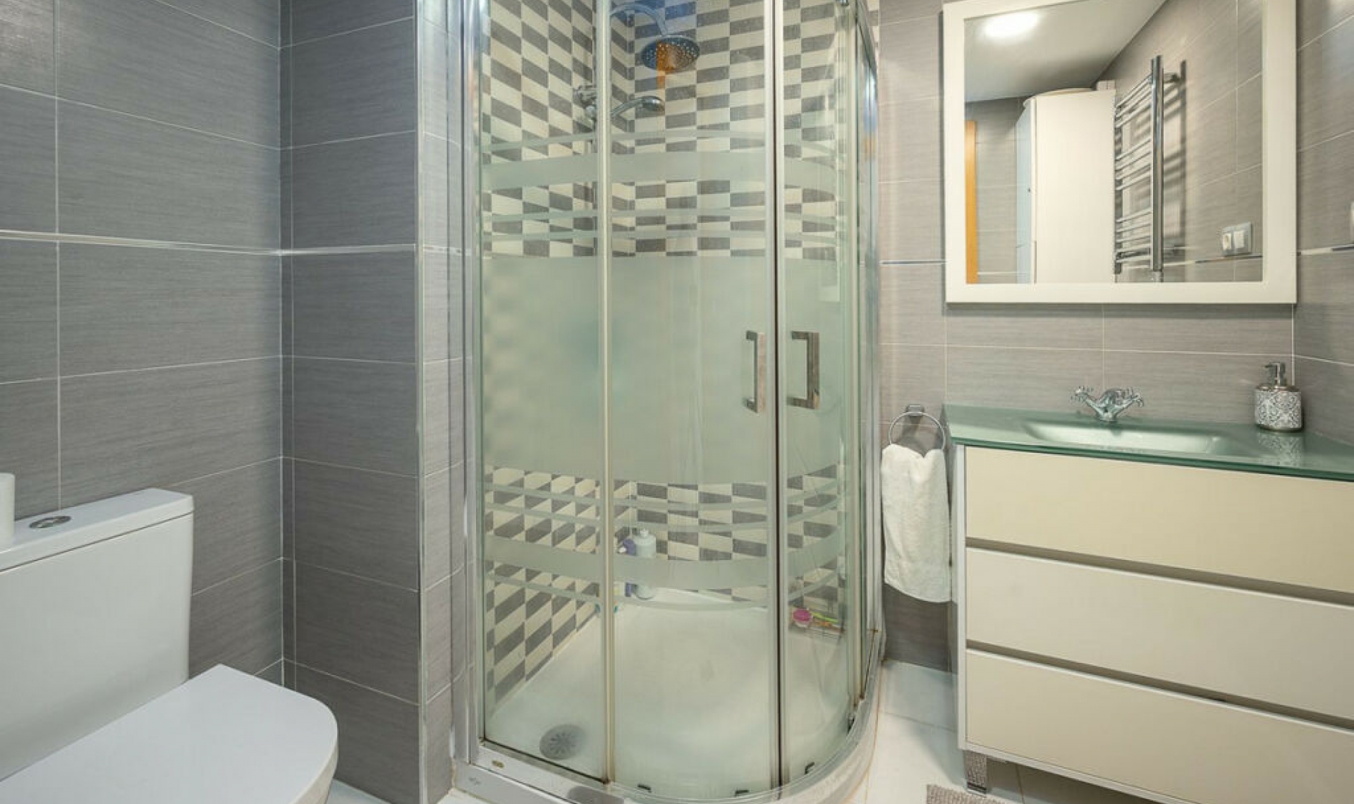 Resale - Apartment -
Miraflores