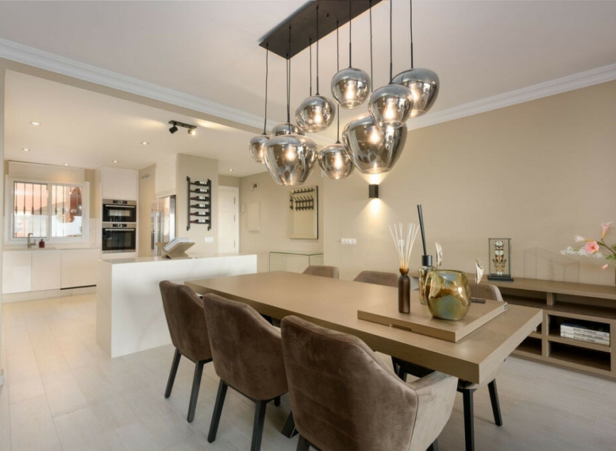 Resale - Apartment -
Monte Halcones