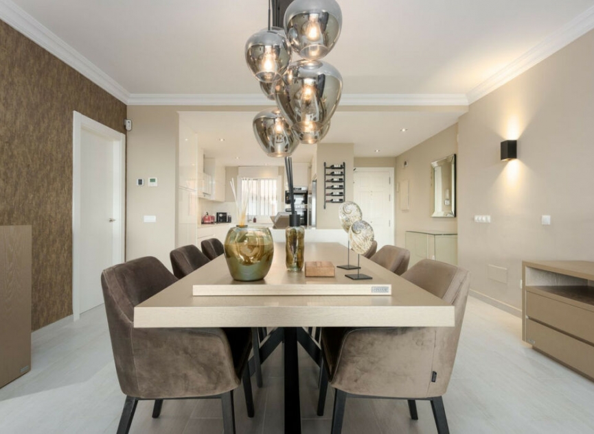 Resale - Apartment -
Monte Halcones