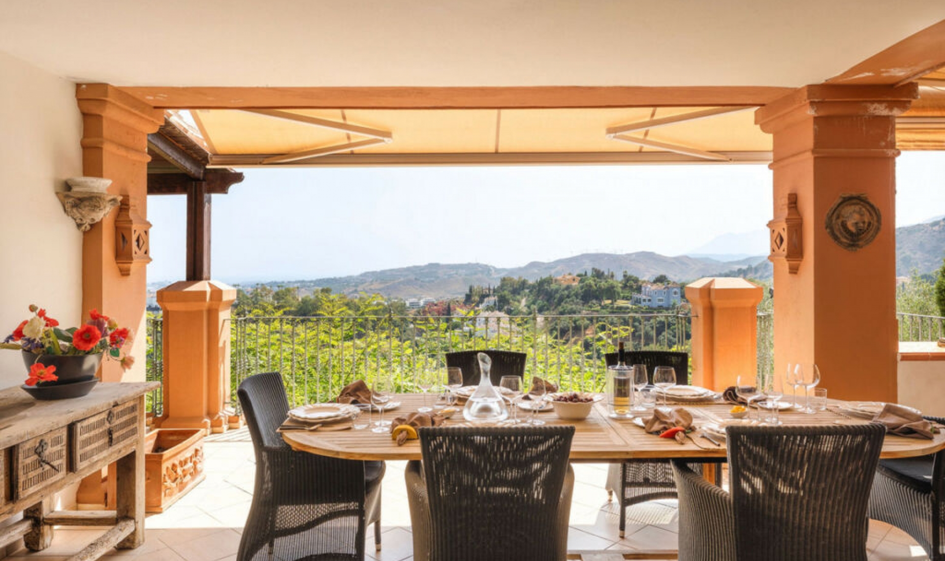 Resale - Apartment -
Monte Halcones