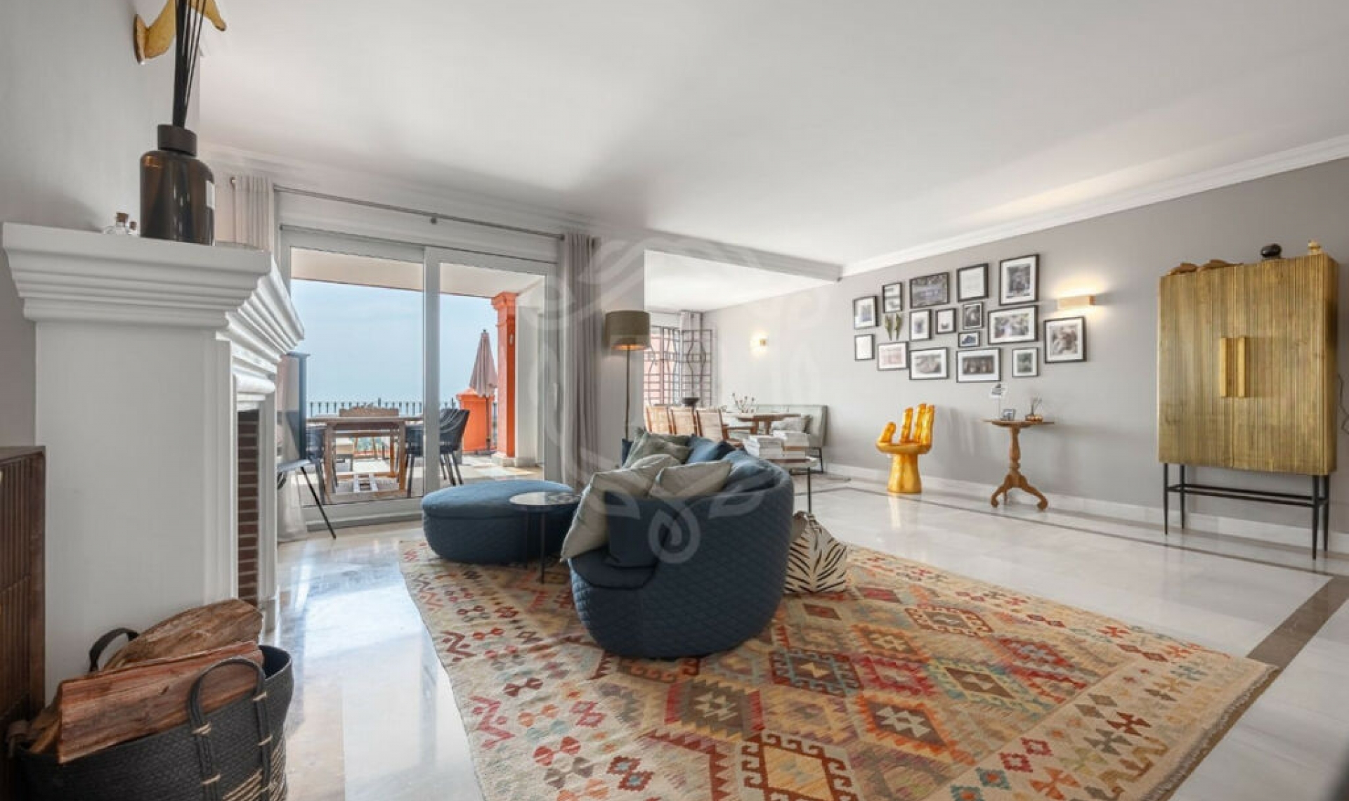 Resale - Apartment -
Monte Halcones