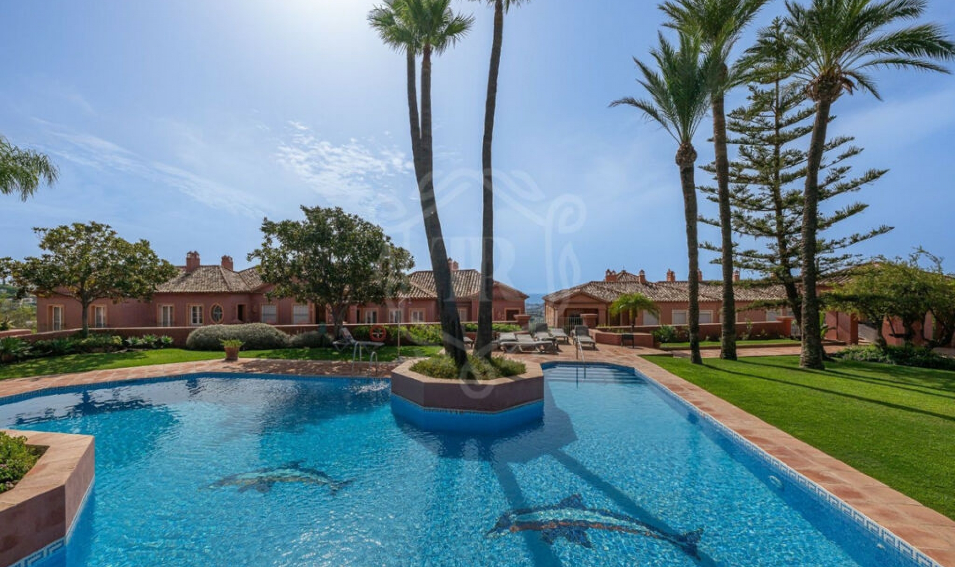 Resale - Apartment -
Monte Halcones