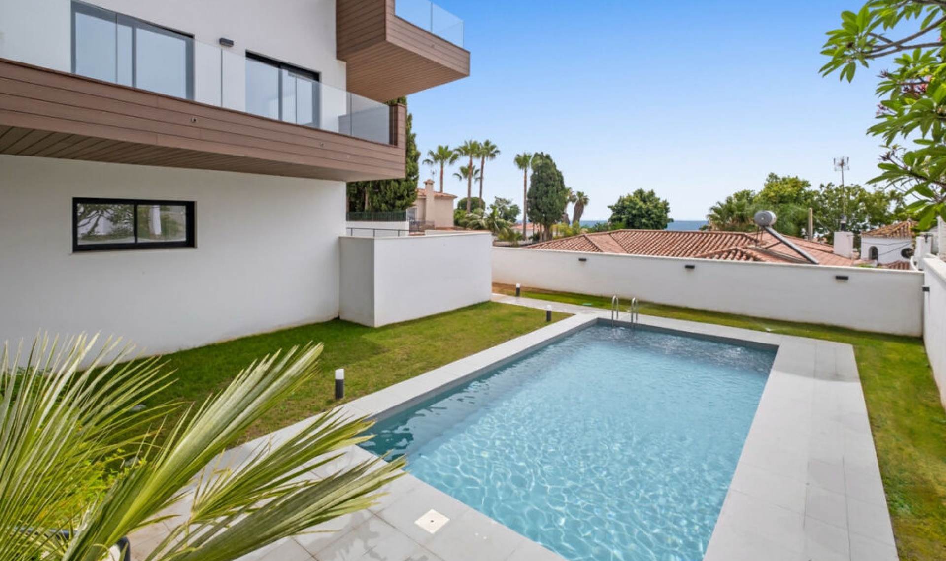 Resale - Apartment -
Montemar