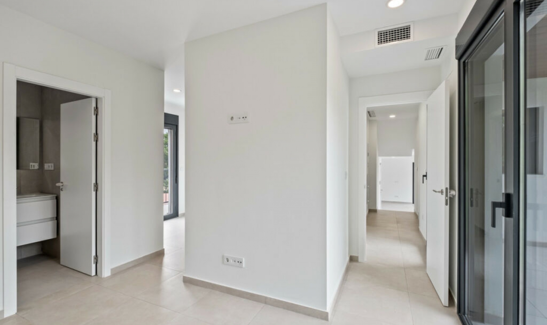 Resale - Apartment -
Montemar