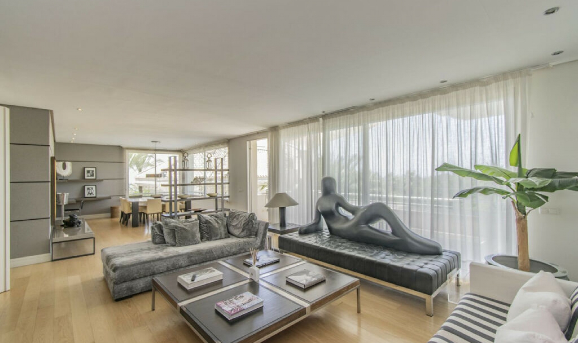 Resale - Apartment -
Nagüeles